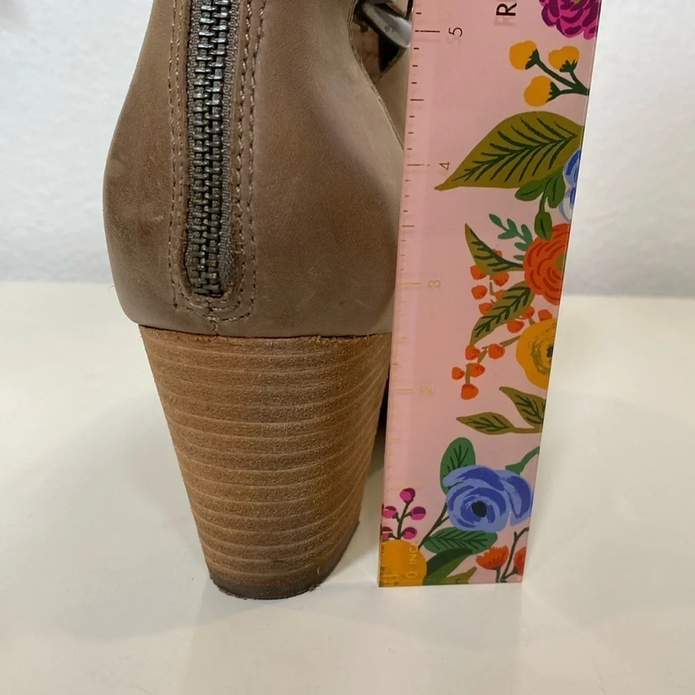Vionic Rory Leather Ankle Back Zip Buckle Boot Bootie Size 11‎ Taupe